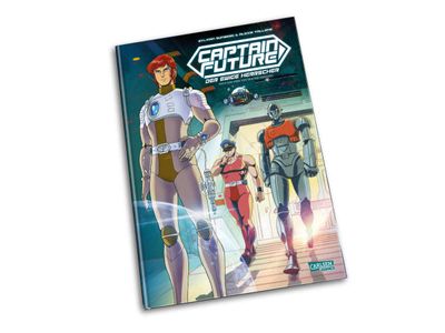 Covershot des neuen „Captain Future“ Comics. Das Bild zeigt die Protagonisten Captain Future, Doktor Simon, den Androiden Otto und den Roboter Greg, in einer Szene auf ihrem Raumschiff.